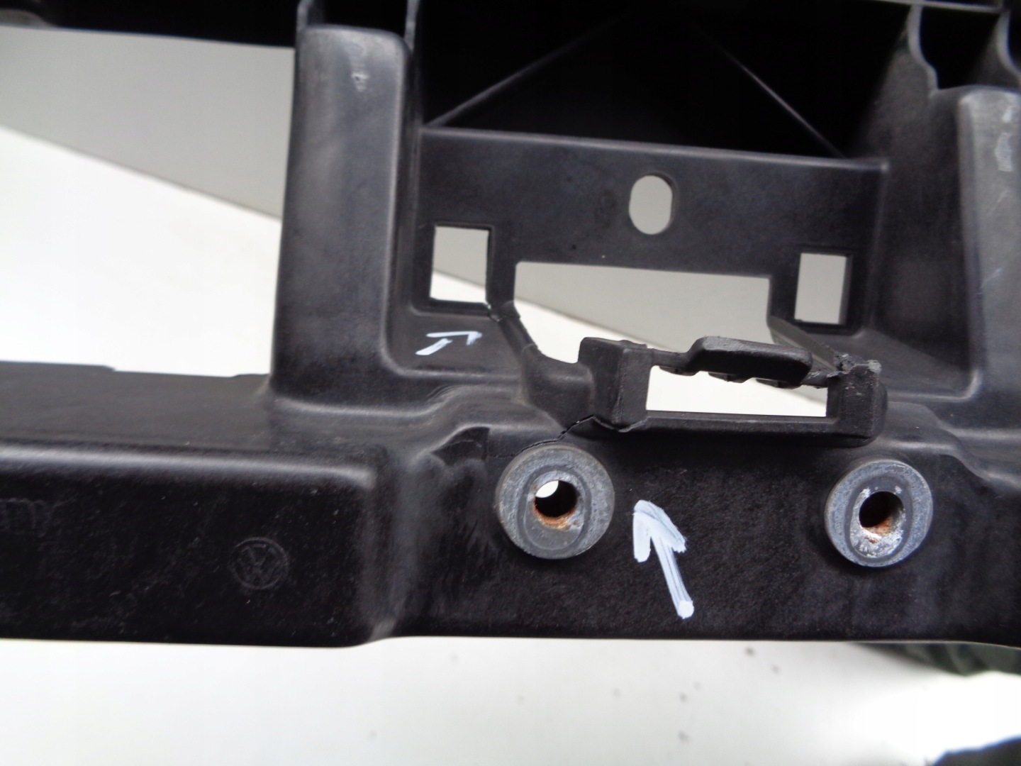 bar, wall front VW GOLF V 5 VI 6 + plus 5M 5M0