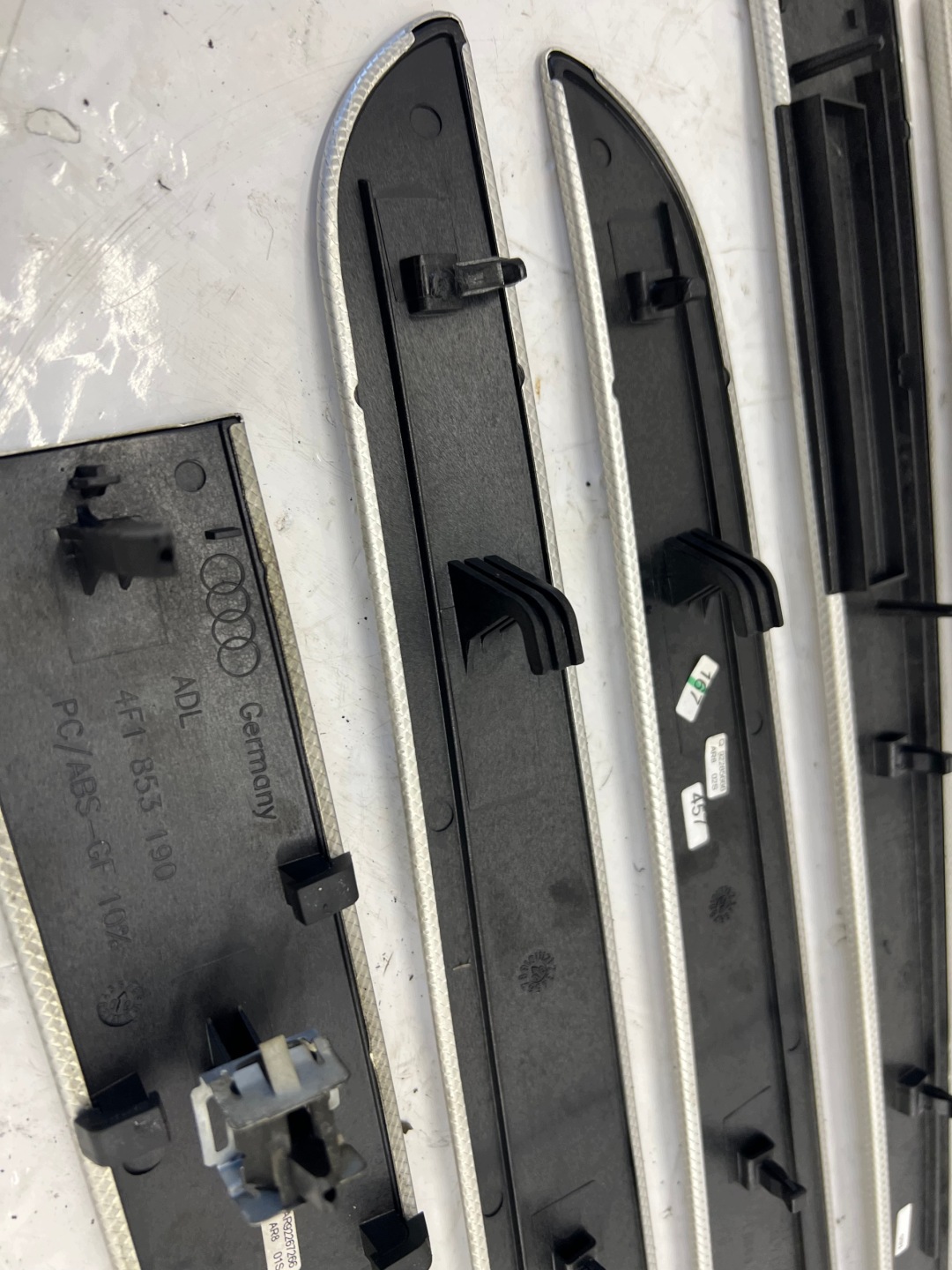 AUDI A6 C6 LIFT DEKOR DEKORY ALUMINIUM 4F1853190