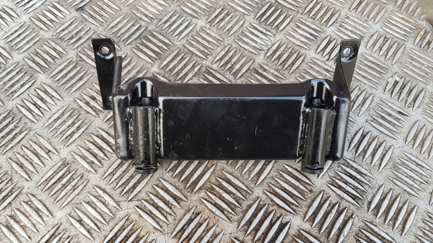 BMW E39 Halter Halter ZAGLOWKA heck 8176175