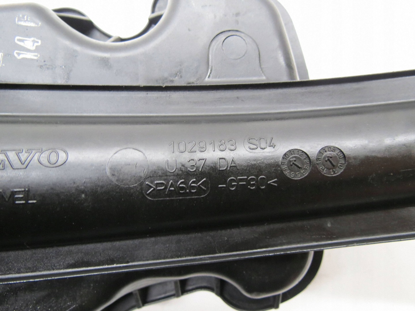REZONATOR DOLOTU Dell’aria VOLVO S60 II V60 e 30774691