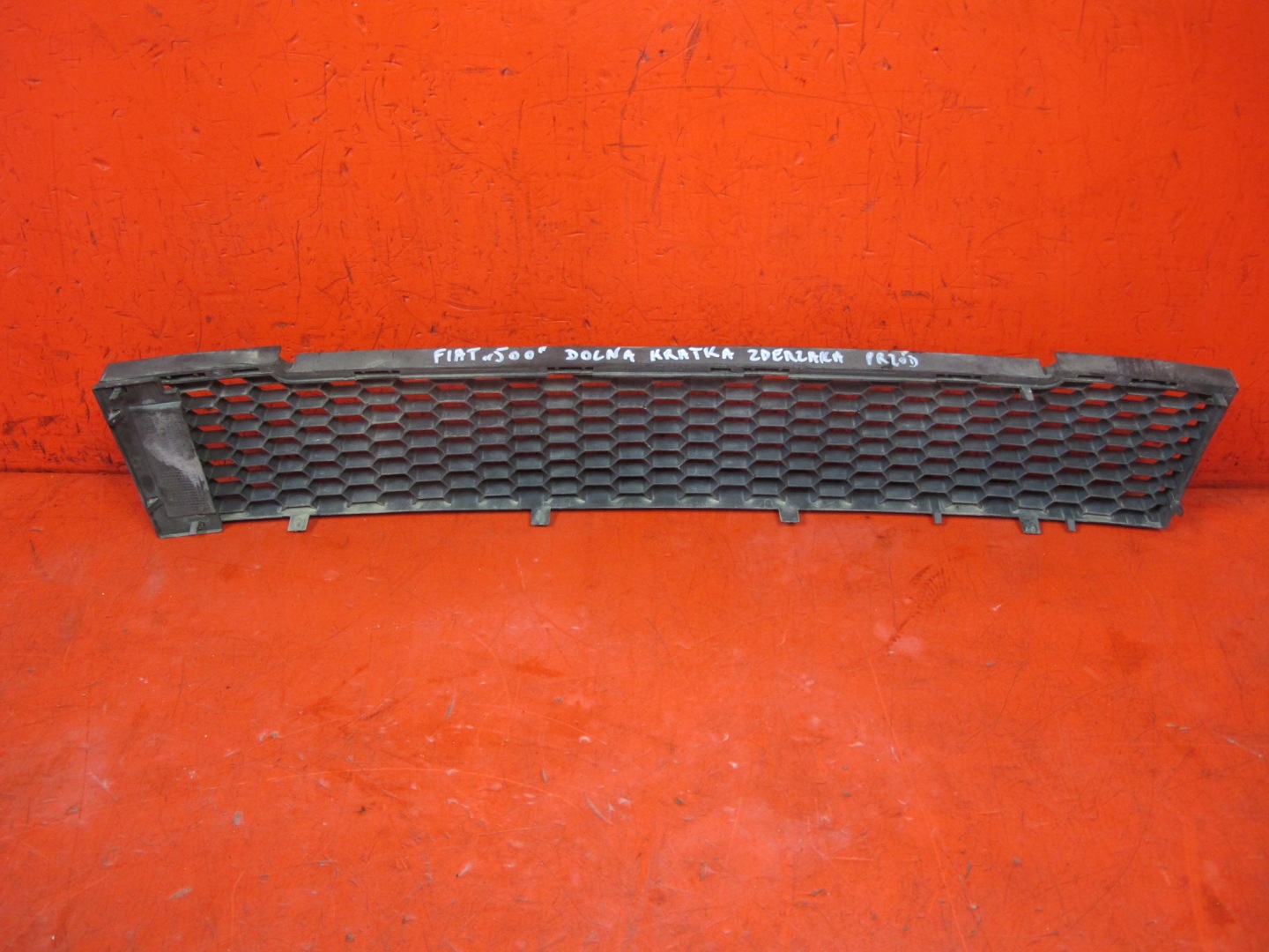 FIAT 500 07- grid central of a bumper front