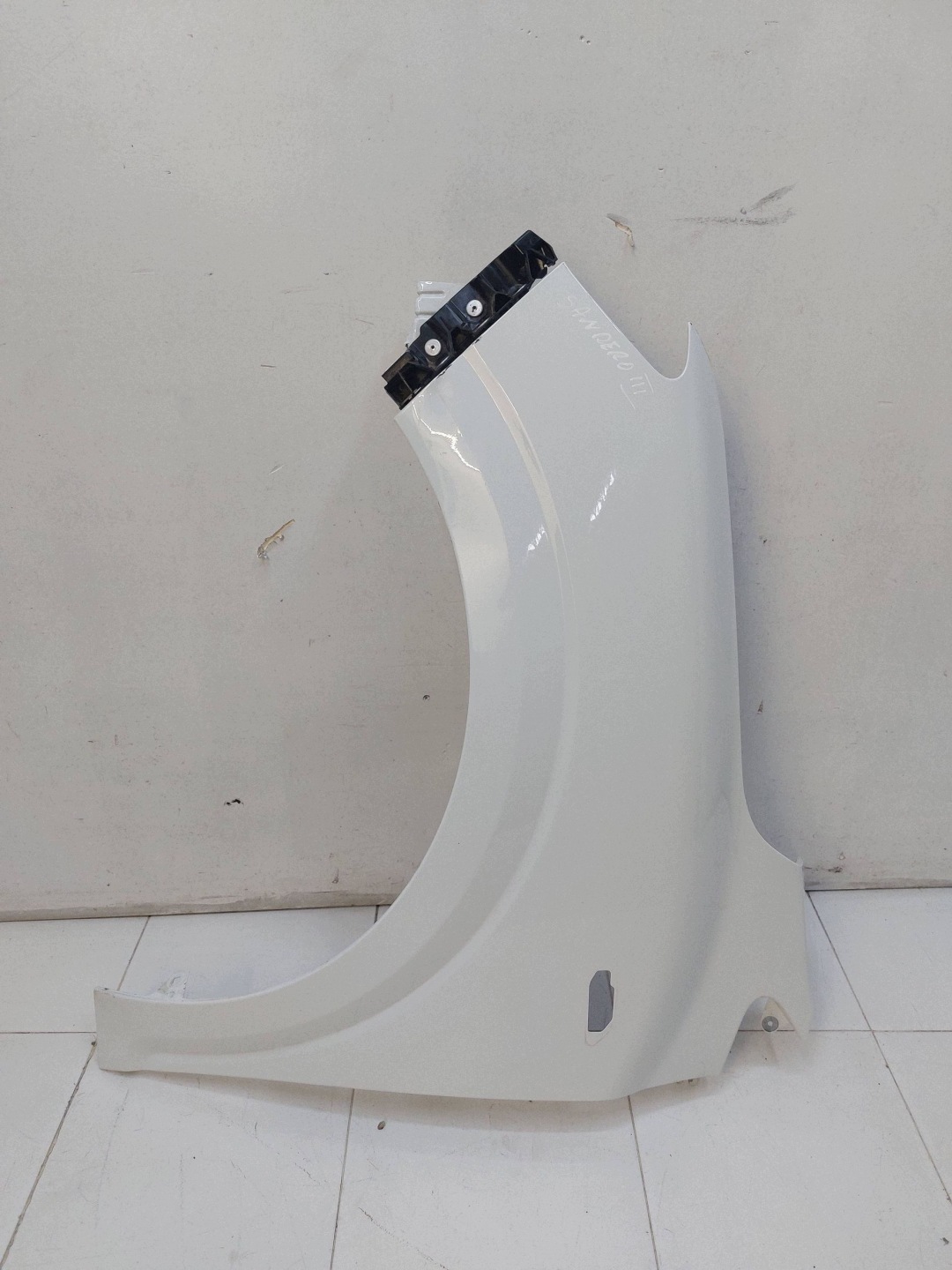DACIA SANDERO 3 III 21r> fender left front front