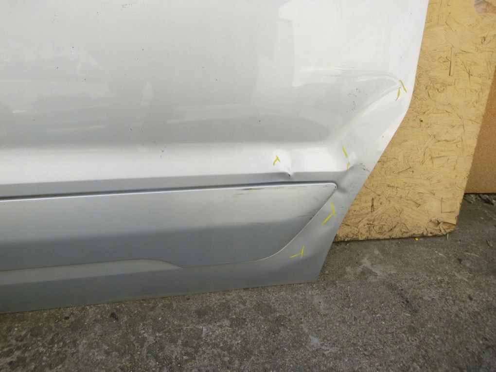 FORD TRANSIT CONNECT MK2 II TÜR LINKS HINTEN