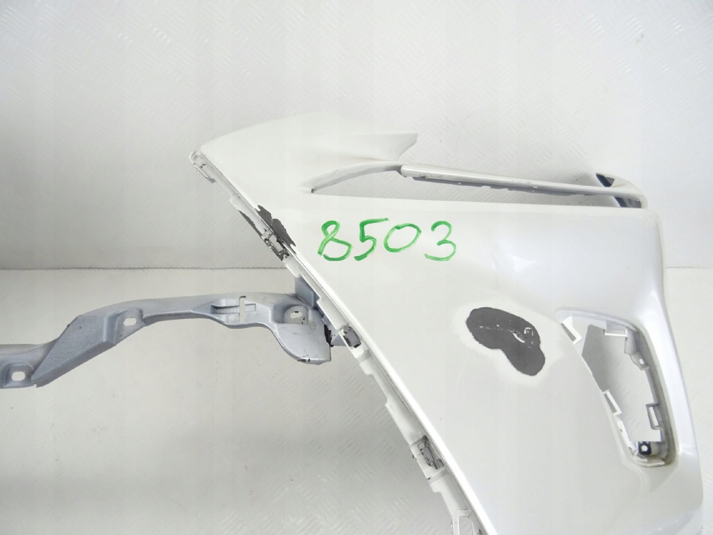 Lexus NX 300H LIFT 17- bumper front front