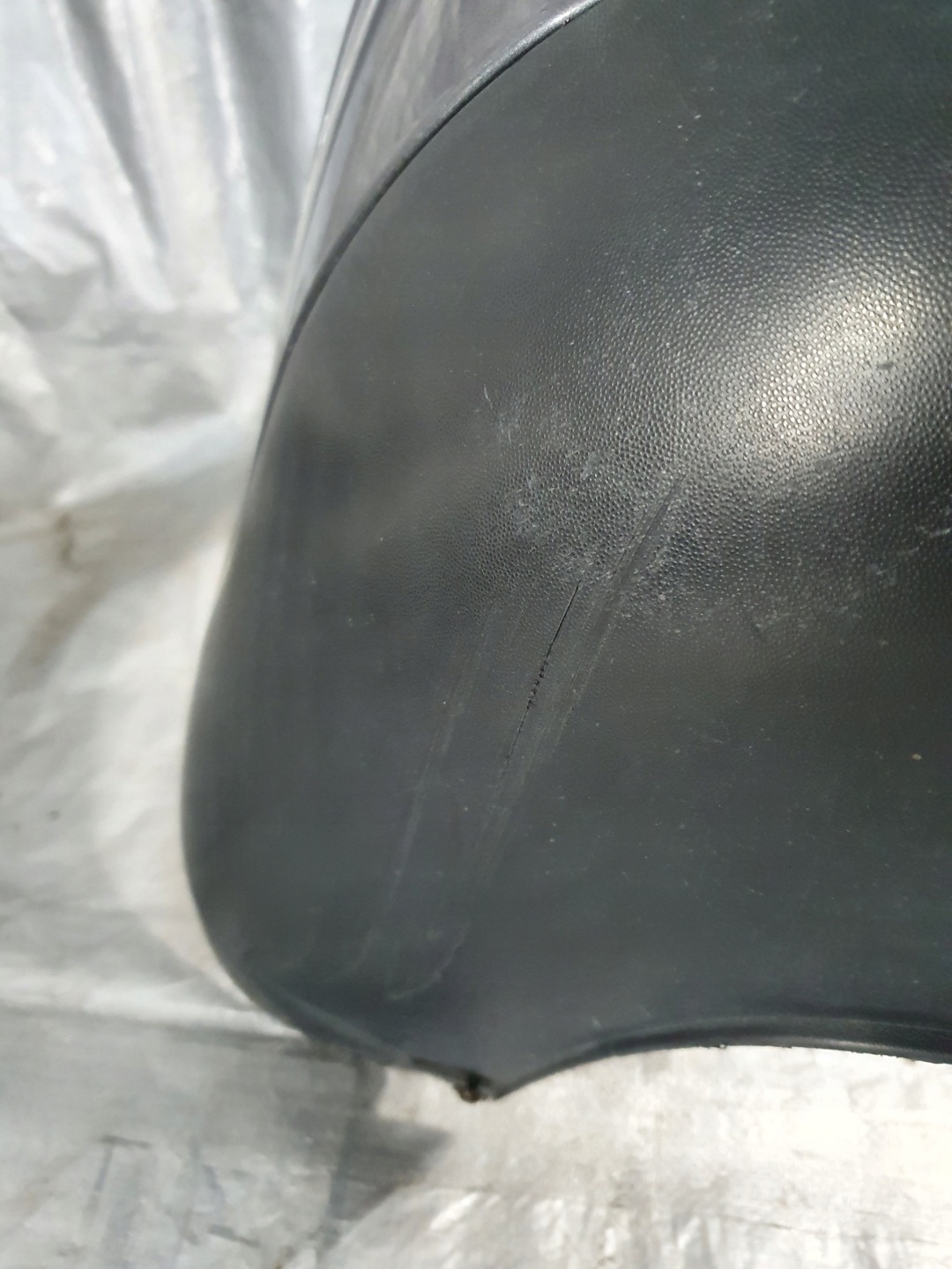 bumper rear part VW TOURAN and 03-06R.