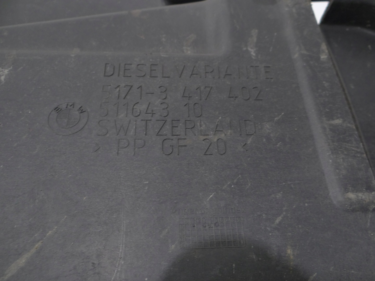 cover chassis left rear part BMW X3 E83 LCI 3417402