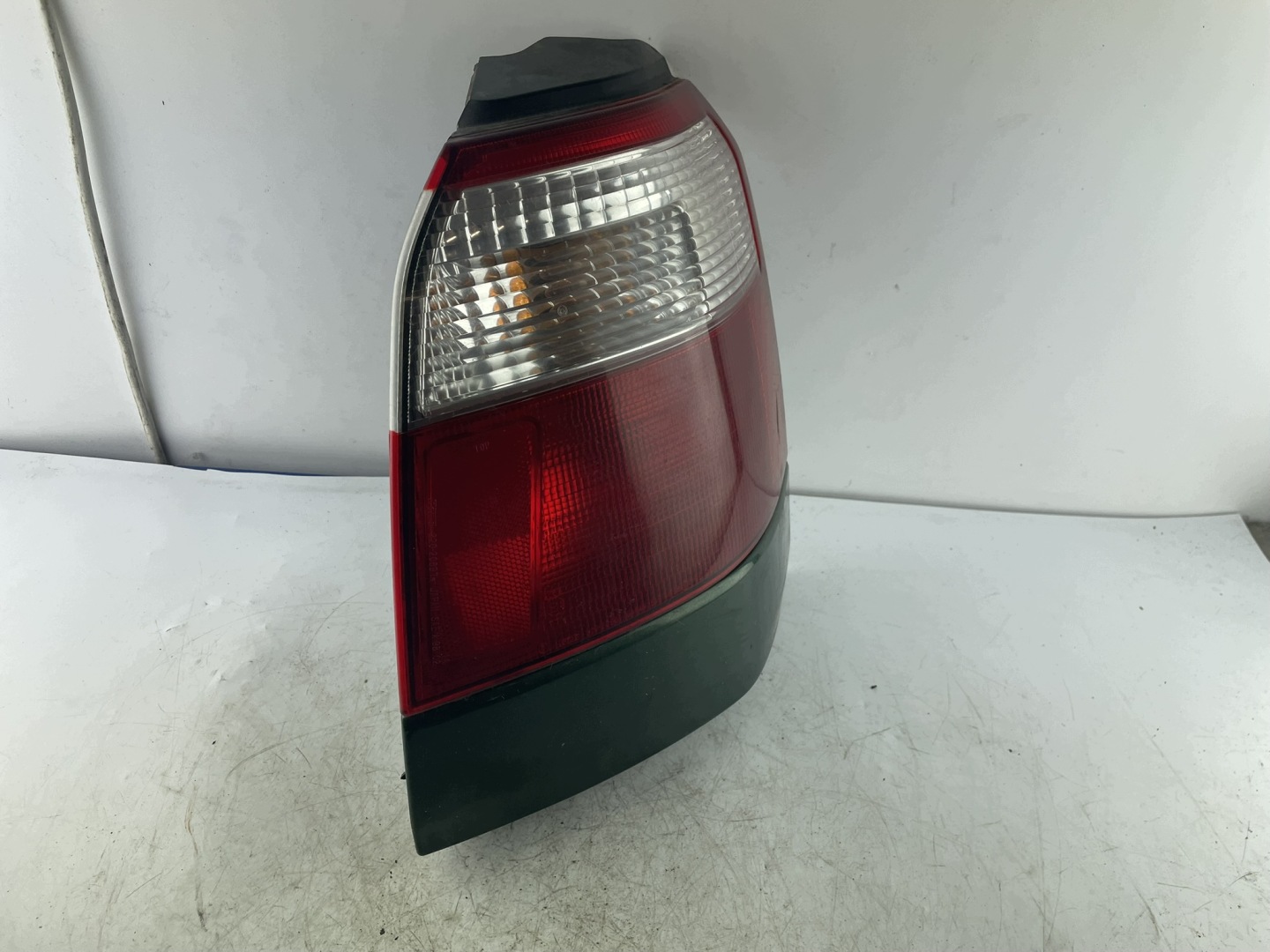 light rear right Subaru Forester SF 22020697 europejska