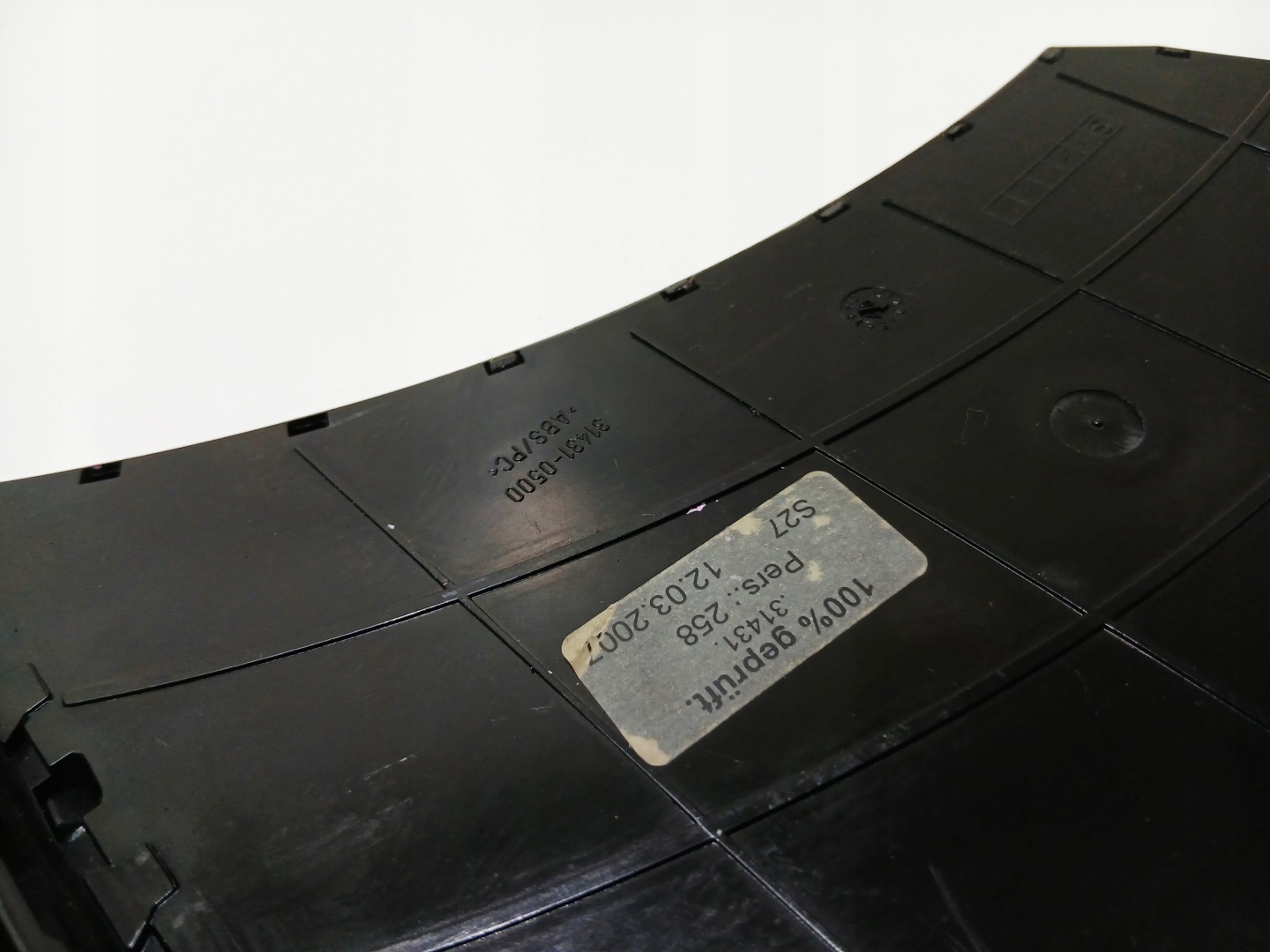 úchyt na KUBEK CUP HOLDER BMW E60 E61 7063104 (0000140)
