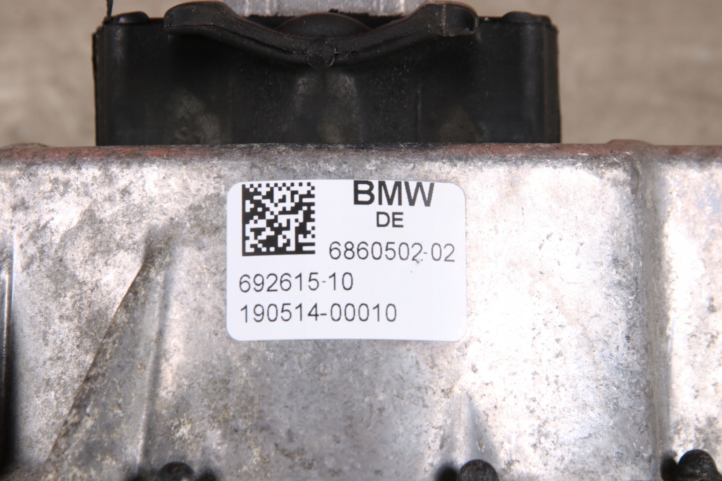 BMW G20 G21 320eX 330eX engine mount right 6860502