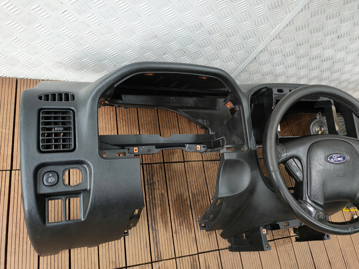 FORD MAVERICK II 01-07 dashboard instrument panel console airbag adjusters tension belts OE