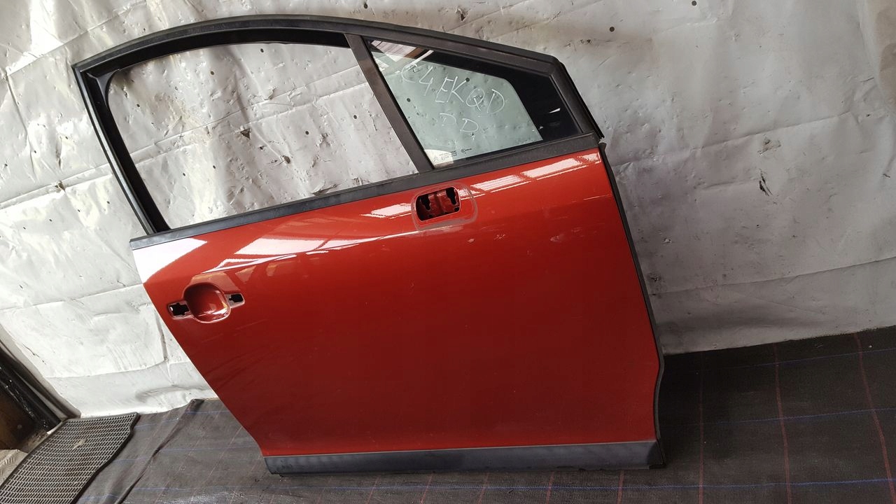 door front front right Citroen C4 EKQD