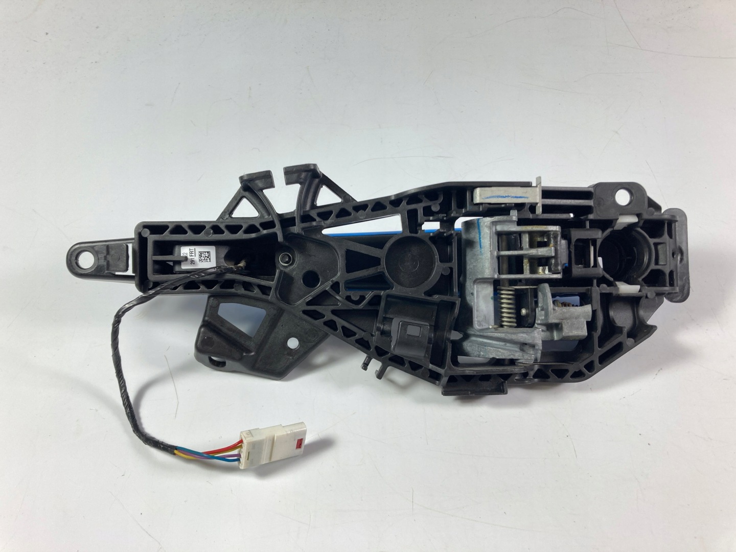 Chevrolet Camaro handle exterior right 4 pin Keyless 2016-24
