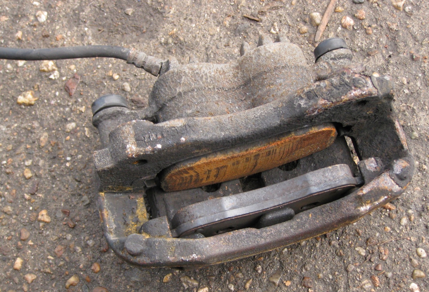 RENAULT MASTER III MOVANO 2.3 DCI caliper brake left front