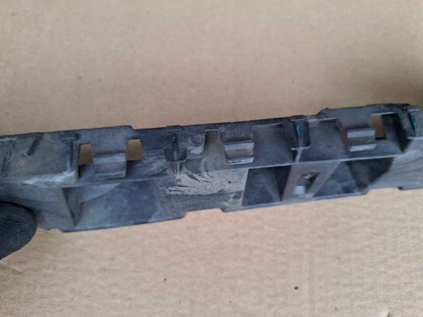 bracket bumper bracket left rear part PORSCHE 992 992807885