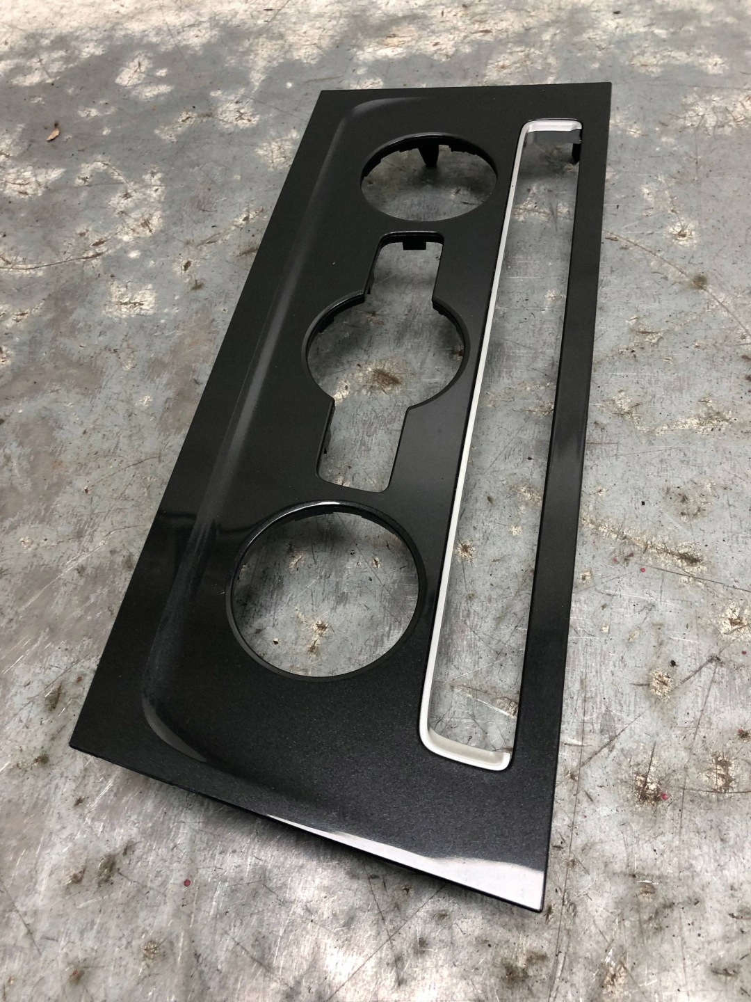 RÁM PANELU klimatizaci VW GOLF VII LIFT 5G1863042