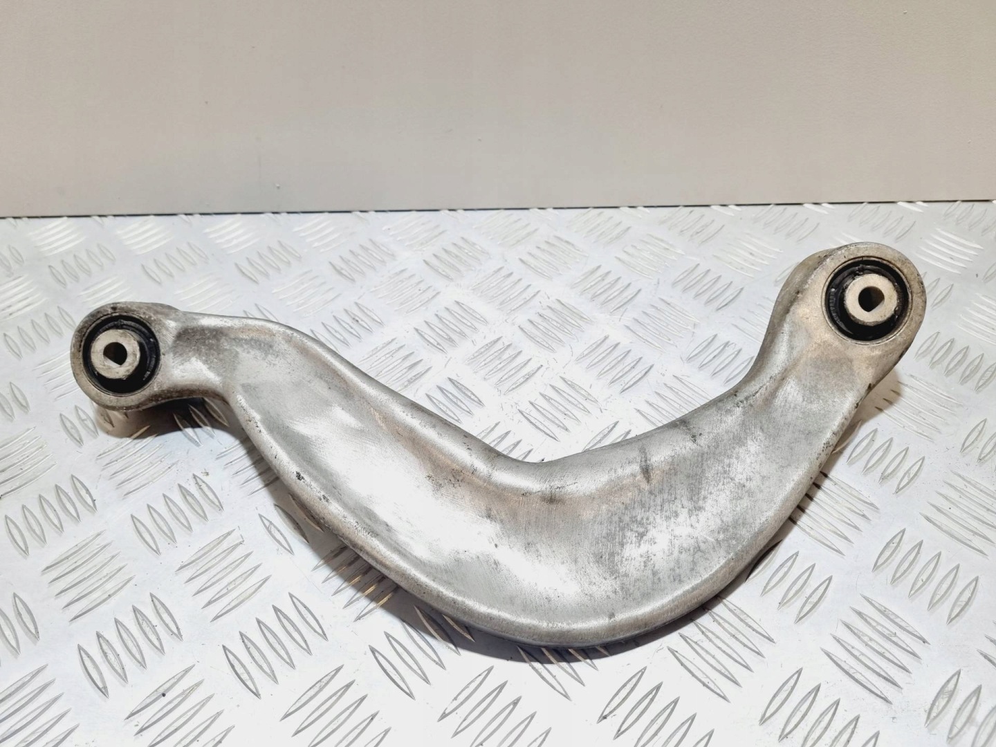 Querlenker heck links Seite Audi A5 8T 2008 8K0505323F