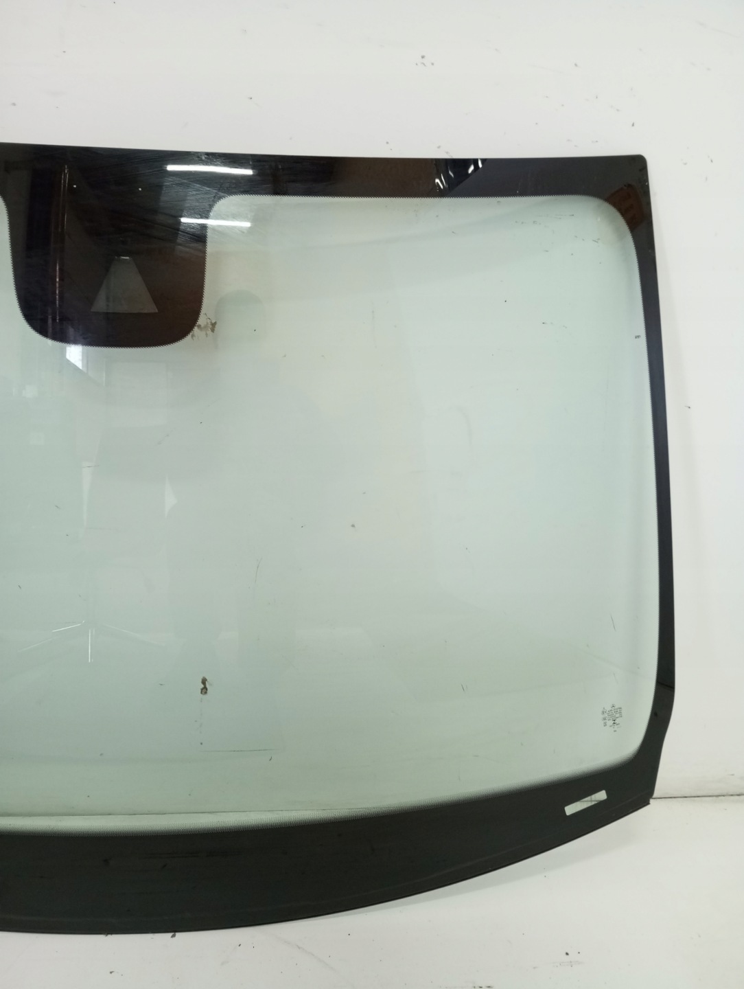 window iron front MERCEDES EQA 247 21R