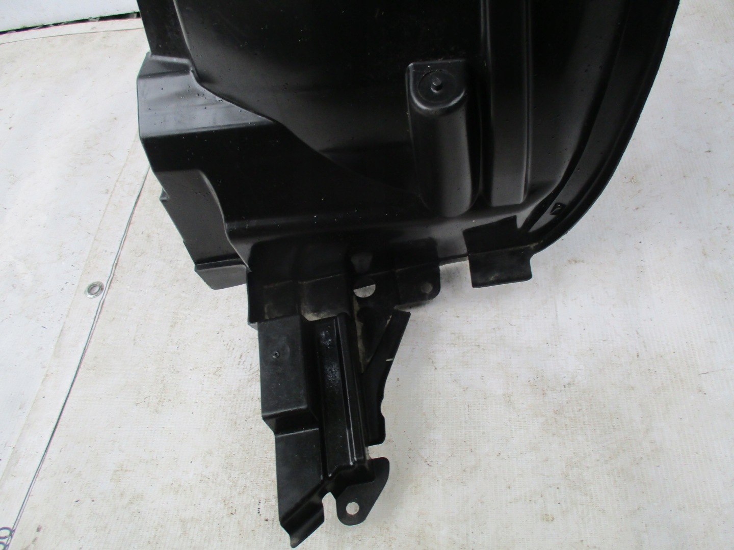 mudguard left front front Suzuki Swift 4 IV 72322-68L0 L