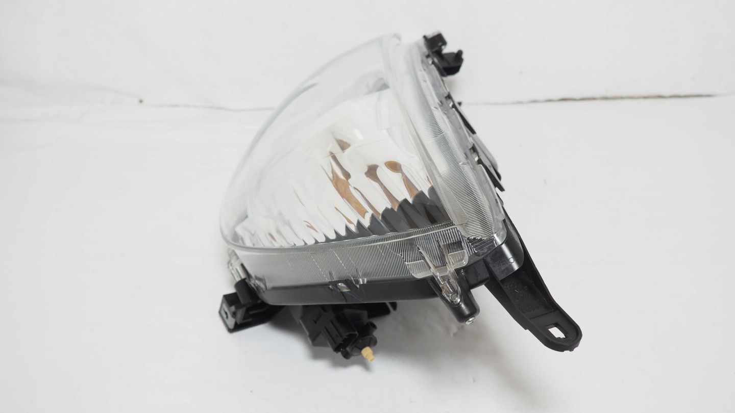 Mitsubishi Space Star II light left front 8301C193