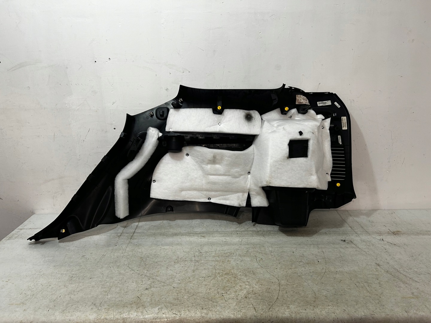 DODGE DURANGO RT 2019- boot upholstery left rear part I01644059BL