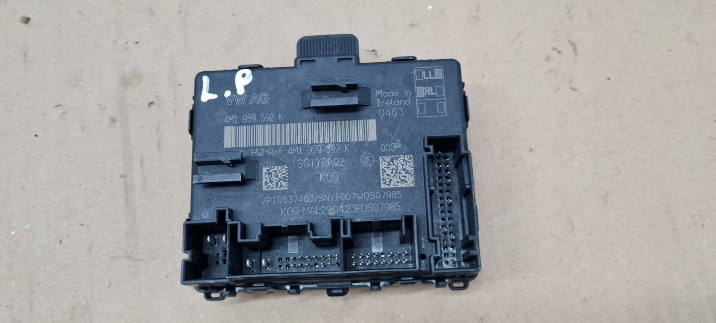 A6 C8 4K module control unit door front 4M1959592K A7 4K Q8 4M Q7