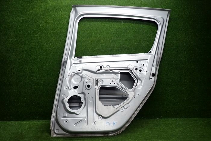 DACIA SANDERO II 12- Tür rechts hinten heck