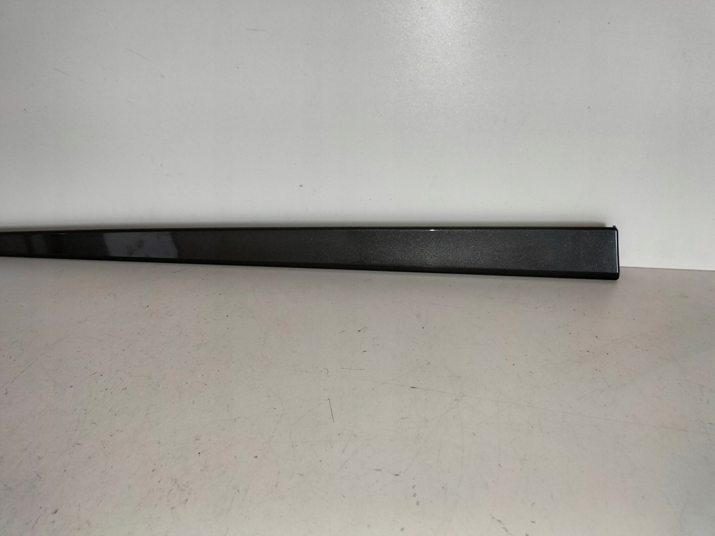 moulding cap door front left TOYOTA YARIS III LIFT 17
