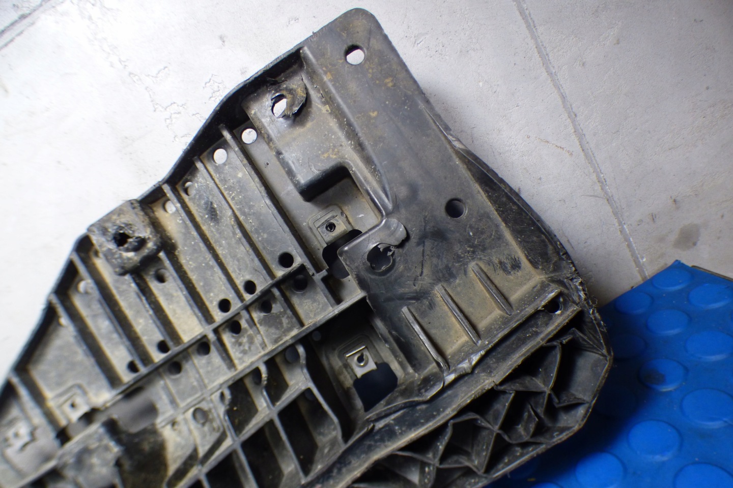 cover lower below bumper 72461-52R0 BDB SUZUKI SWIFT VI MK8