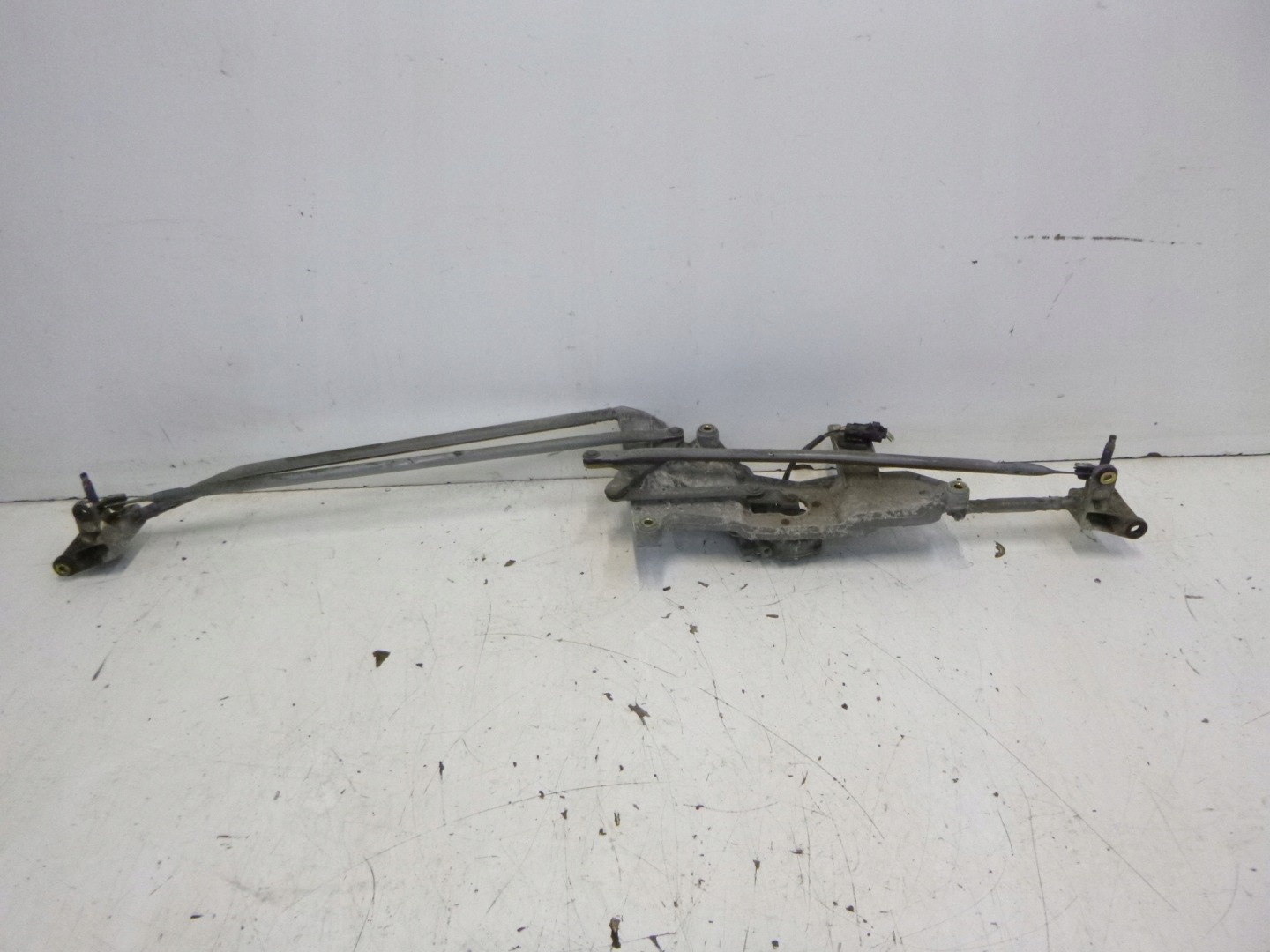 wiper mechanism front Citroen C8 2001r.