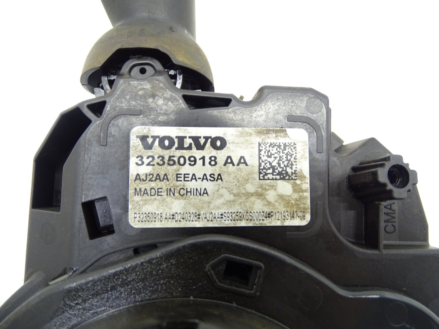 steering wheel levers and controls ring VOLVO XC40 32350918AA