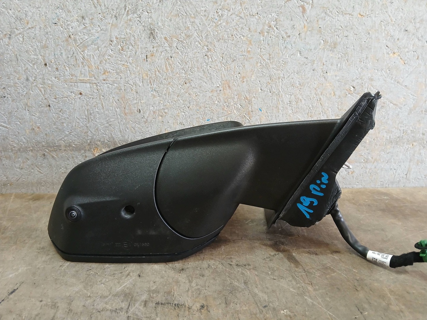 mirror front right FORD EXPLORER EV CAPRI 19 PIN KAMERA R2KB17682C