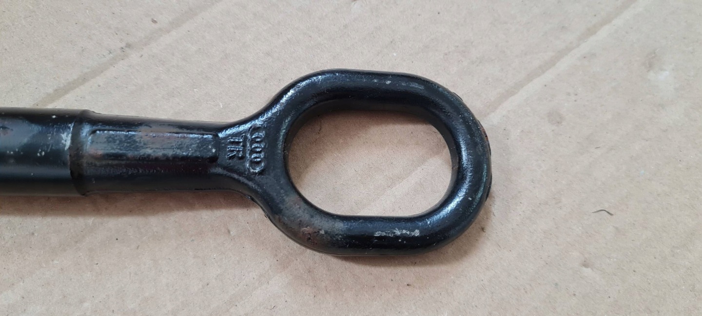 Q3 83A UCHO HOLOWNICZE hook 8K0805615A Q5 80A A6 C8 VW AUDI