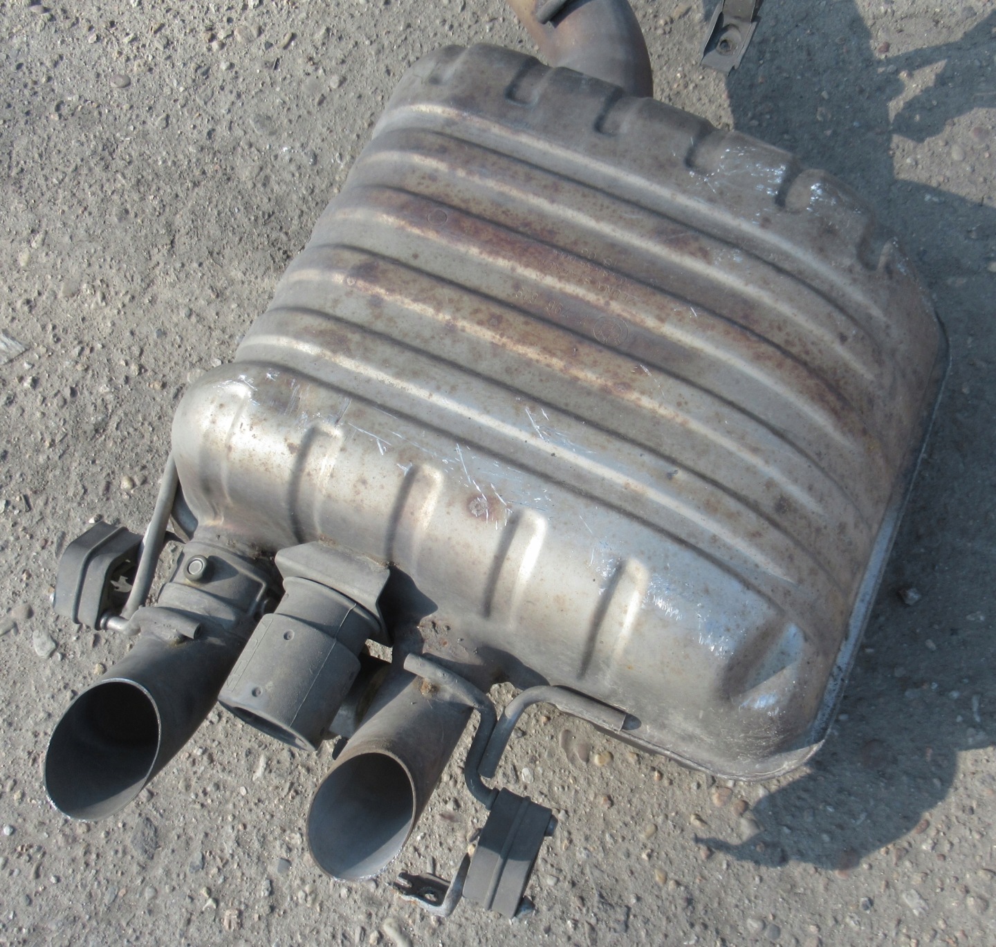 BMW 7 E65 07R 3.0D muffler, exhaust