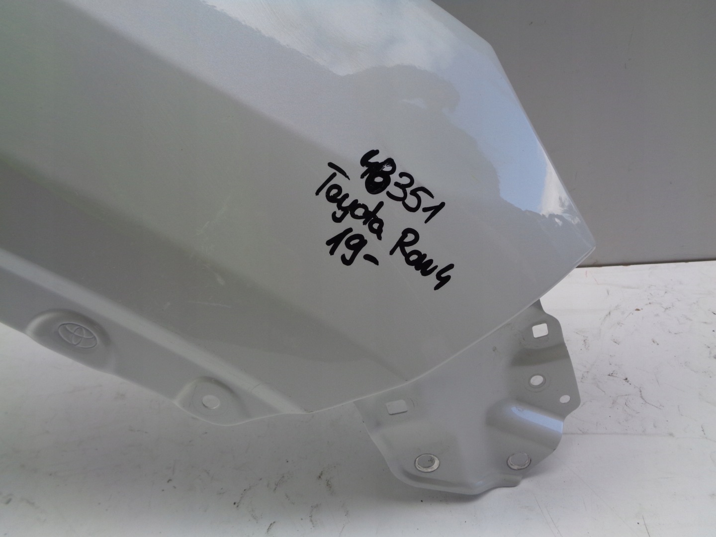 fender right front TOYOTA RAV 4 19- NR 46351