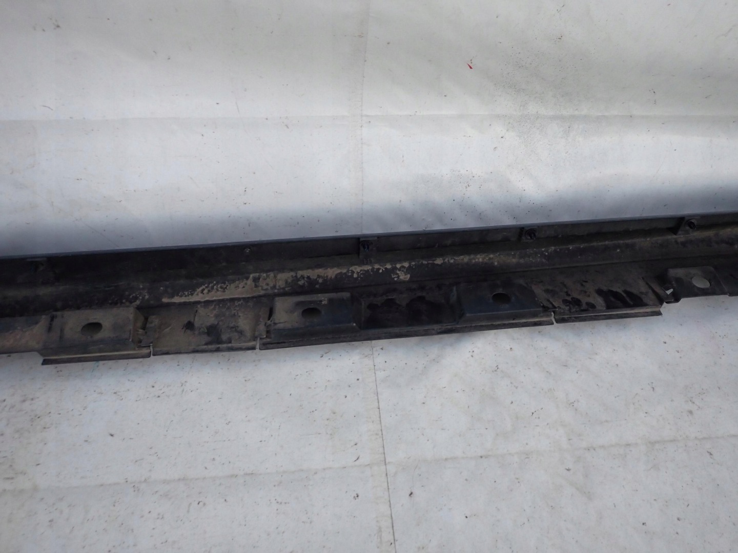 TOYOTA AVENSIS T29 15- moulding threshold right