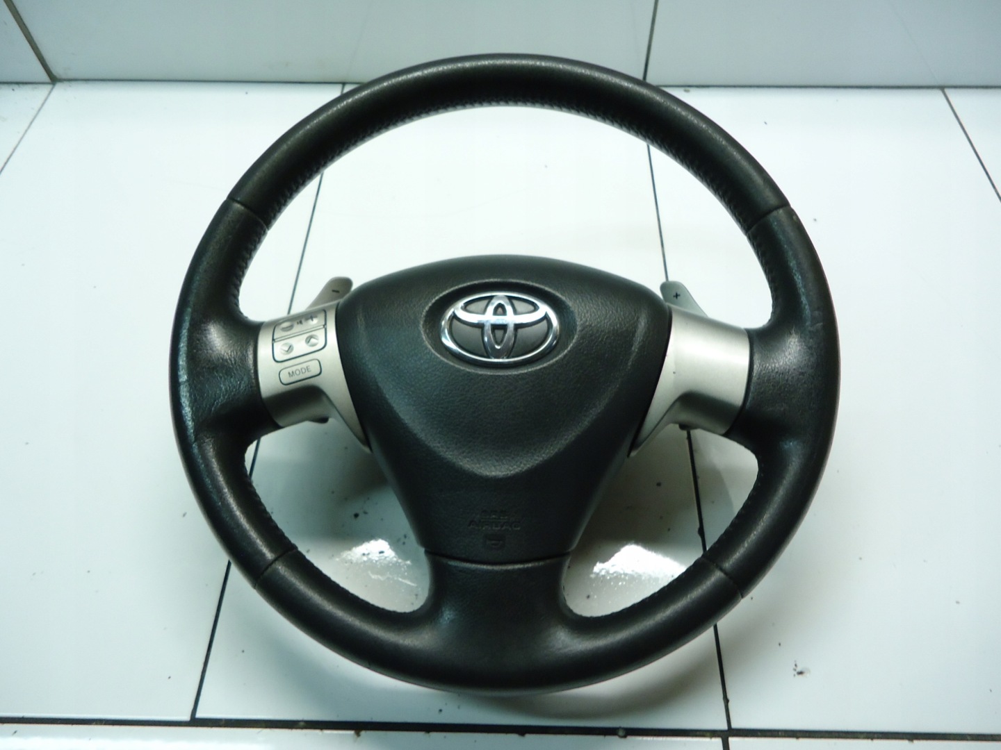 TOYOTA AURIS lenkrad 607095204