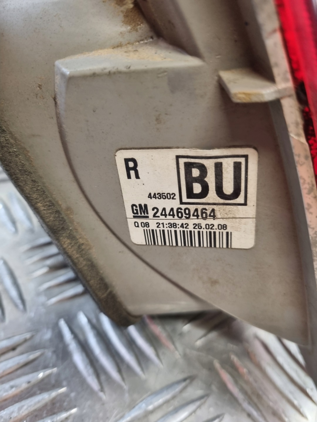 feu droit du capot OPEL VECTRA C LIFT