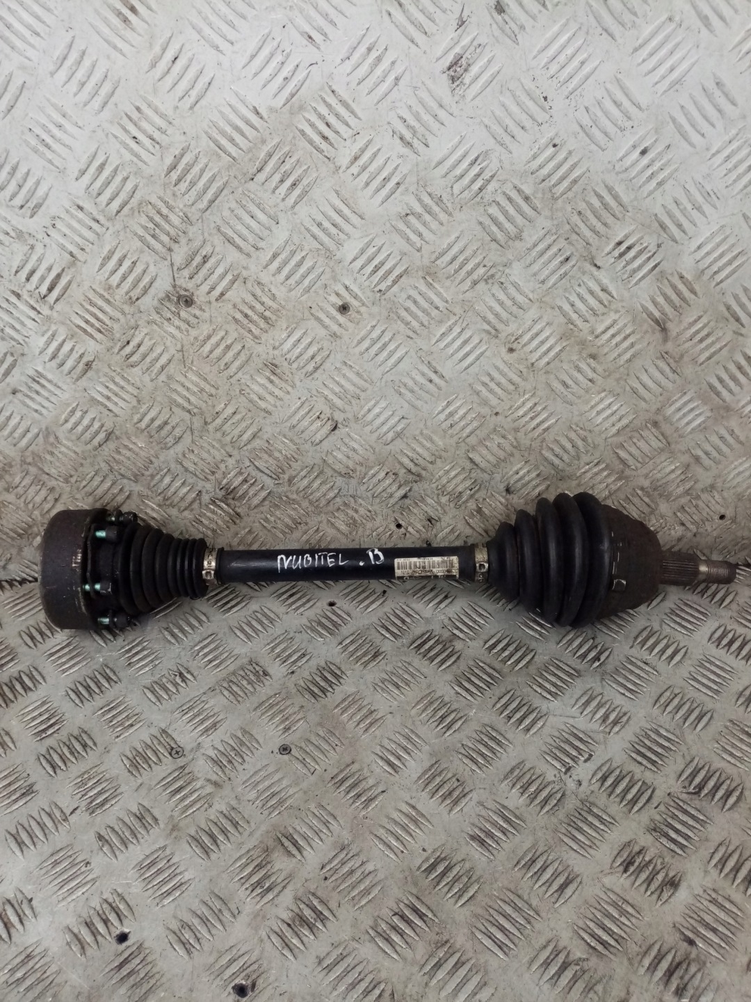 semi-axis semi-axis left front VOLKSWAGEN NEW BEETLE