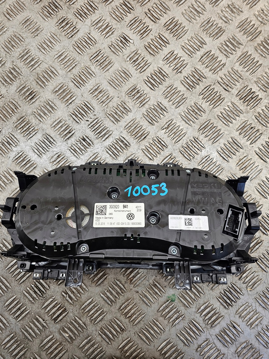 dials dials VW PASSAT B8 TDI 2.0 right hand drive UK 3G0920941