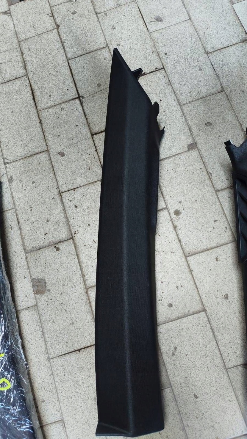 cover slupka A front side left Renault Megane E-Tech 769124378R