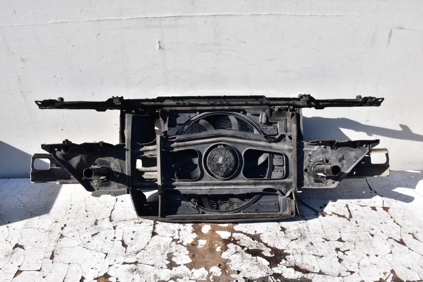 support panel for radiators pillar BMW E39 2.2B 8387412 226S1