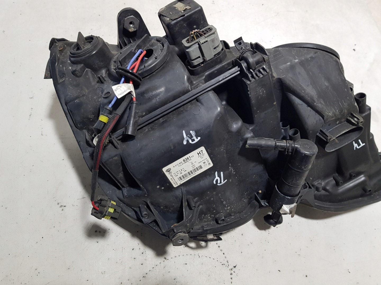 MERCEDES W212 light H7 left front UK
