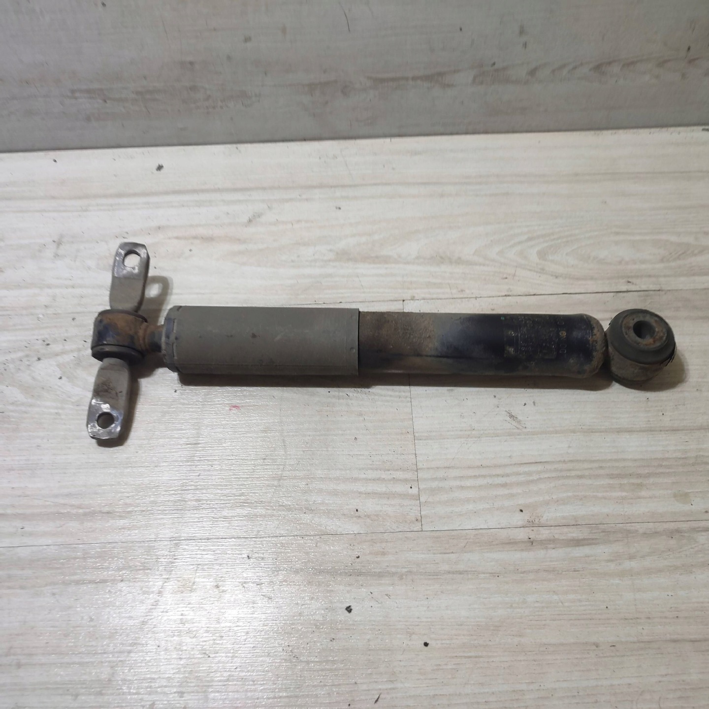 shock absorber rear Peugeot Rifter 9826243080