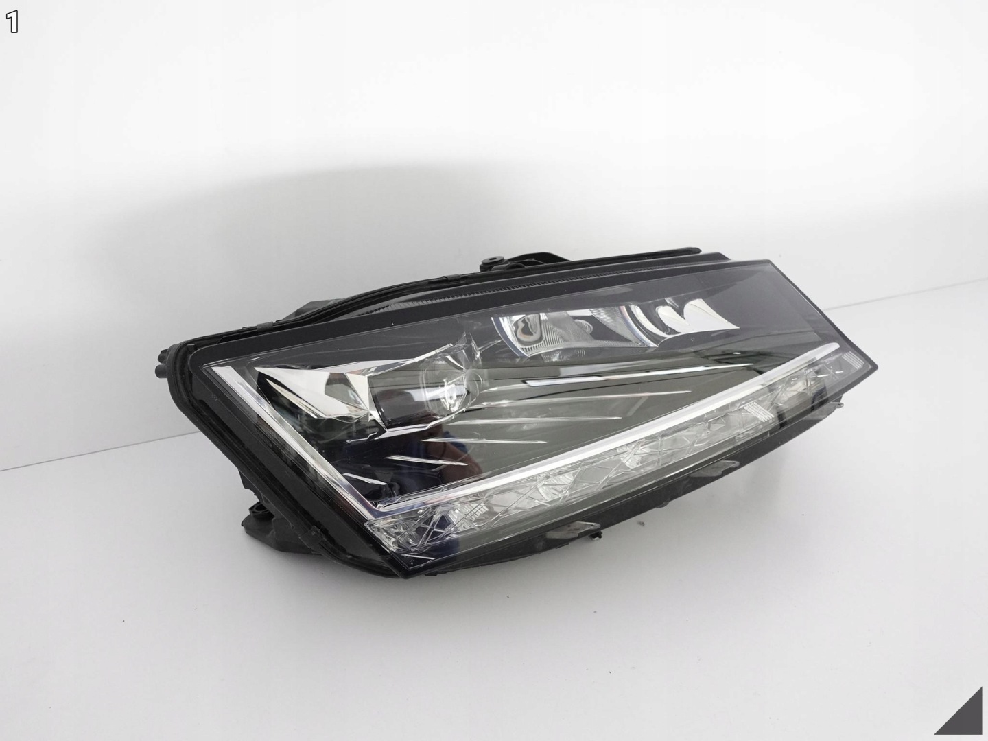 SKODA FABIA III LIFT 6V1 18-21 FULL LED light EU R