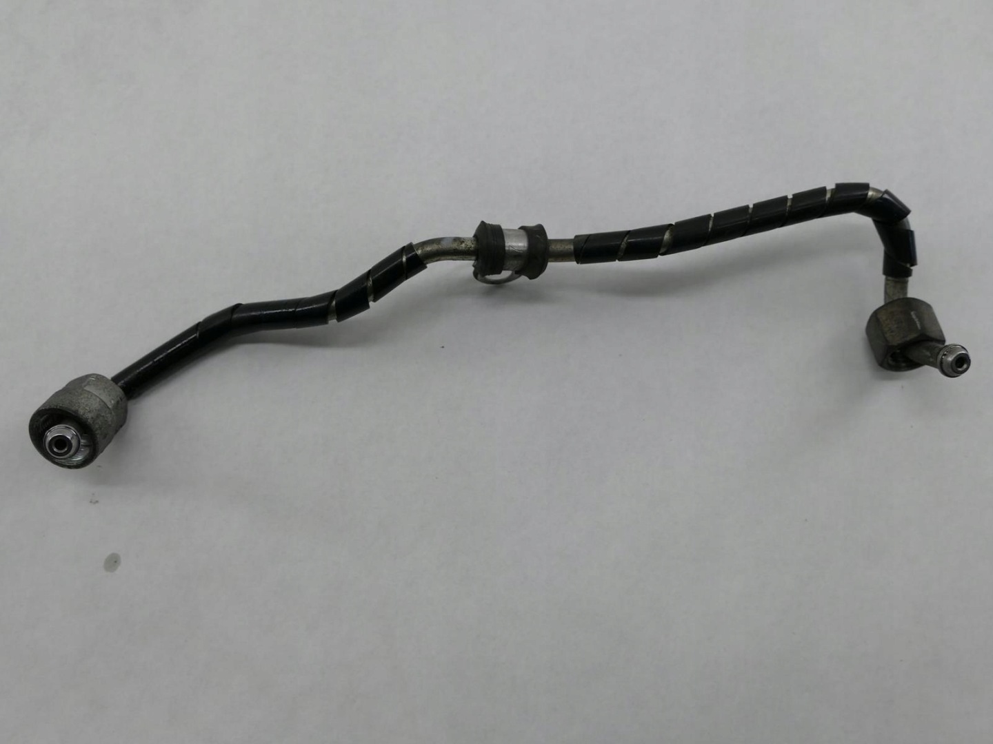 JAGUAR XF X250 3.0 TDV6 fuel line kraftstoff