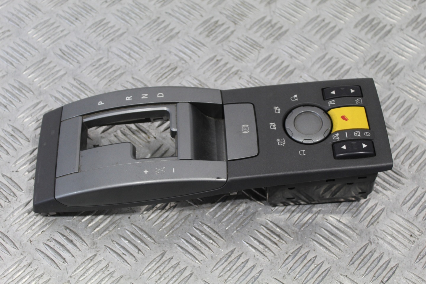 vezérlö panel RANGE ROVER SPORT L320