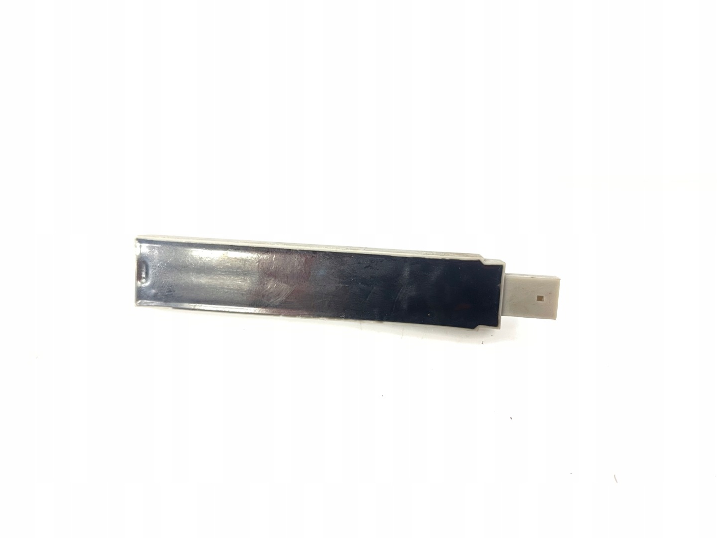 AMPLIFICATORE antenna KESSY VW PASSAT B8 5K0962132B