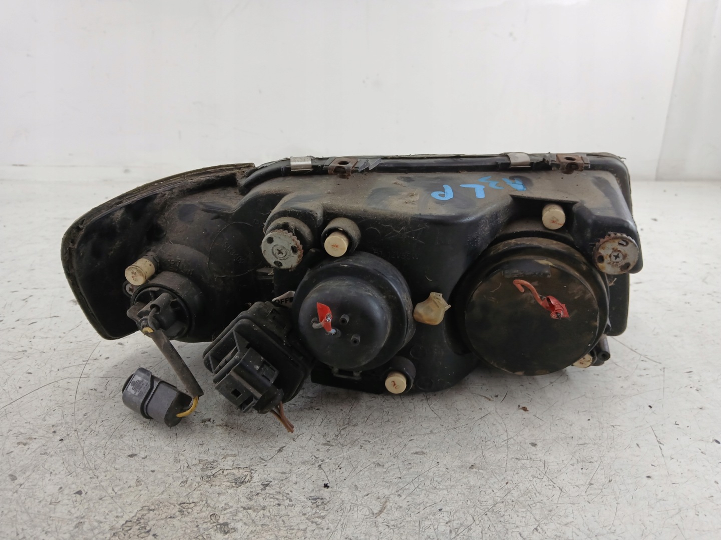 AUDI A3 8L LIFT light left front TUNING lens LED DRL CIEMNA