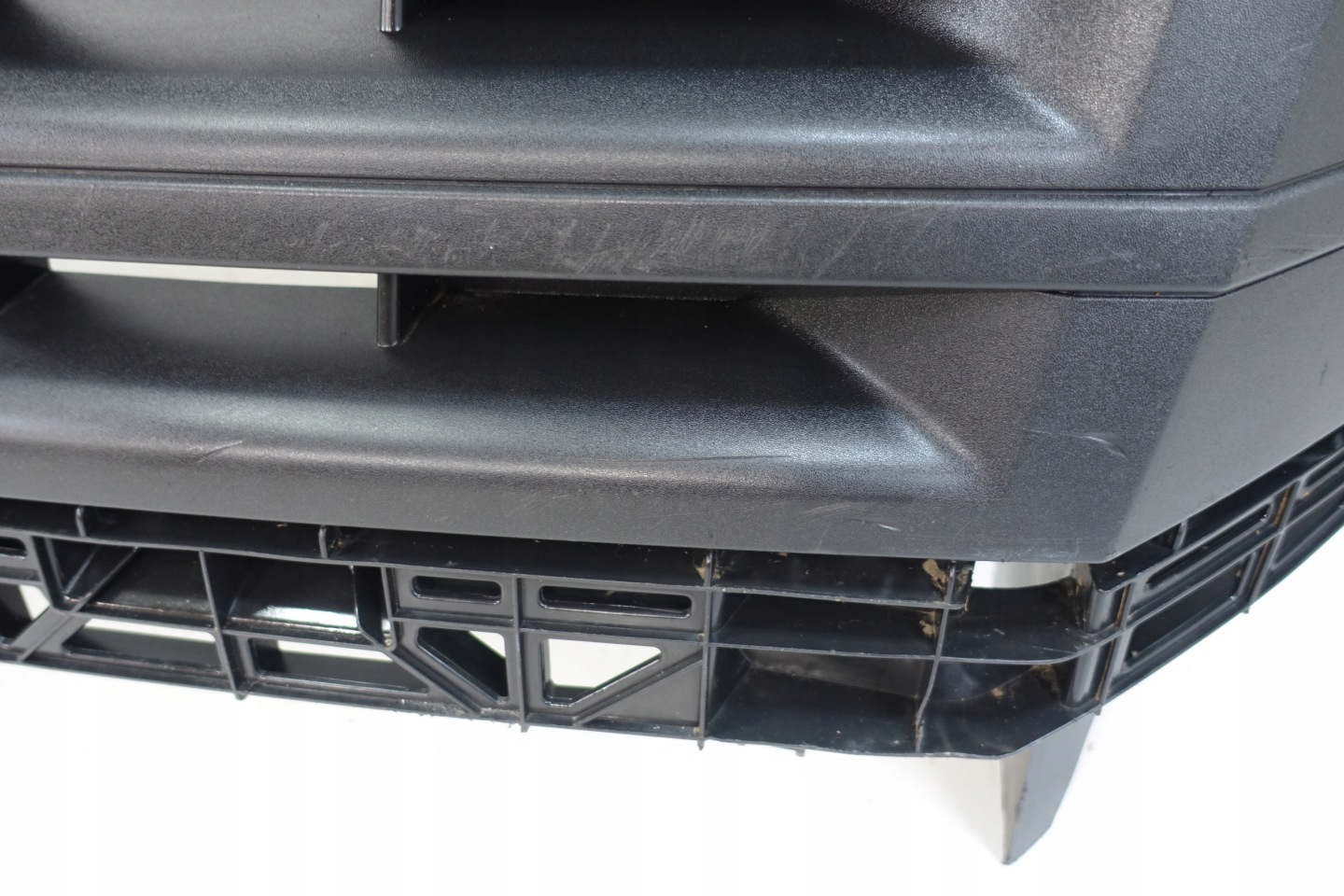 VW CRAFTER 2011- maska nárazník předek 2E0853653E