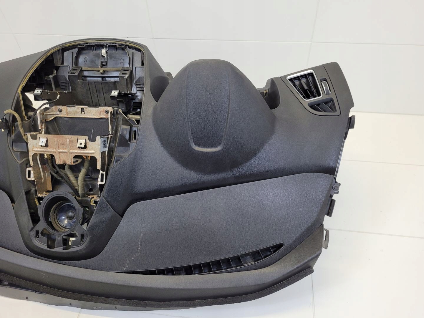 dashboard instrument panel console Ford Kuga 2 2016 1755688